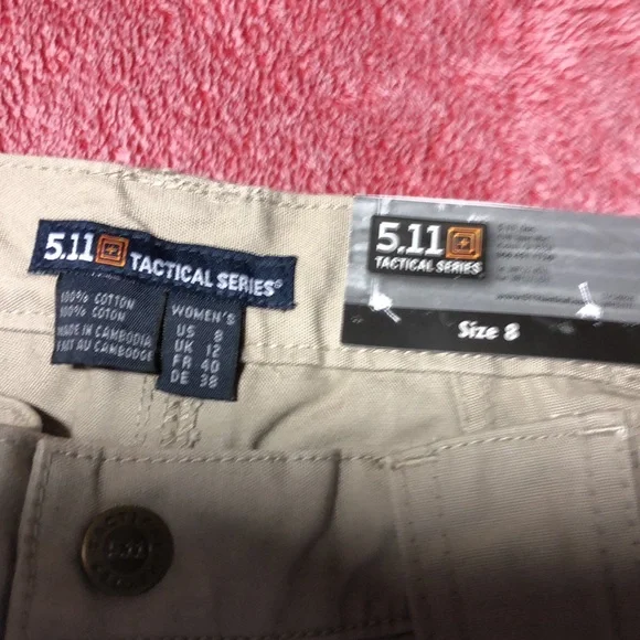 511 Tactical Shorts Womens Size 8 NEW khaki - Picture 8 of 9